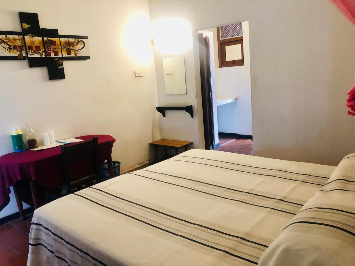 Hotel Hemadan Бентота Екстер'єр фото