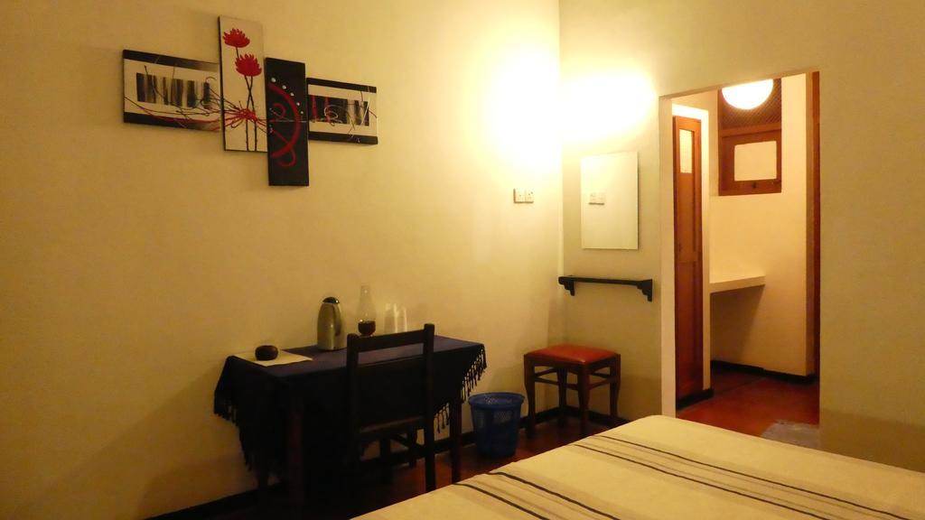 Hotel Hemadan Бентота Екстер'єр фото